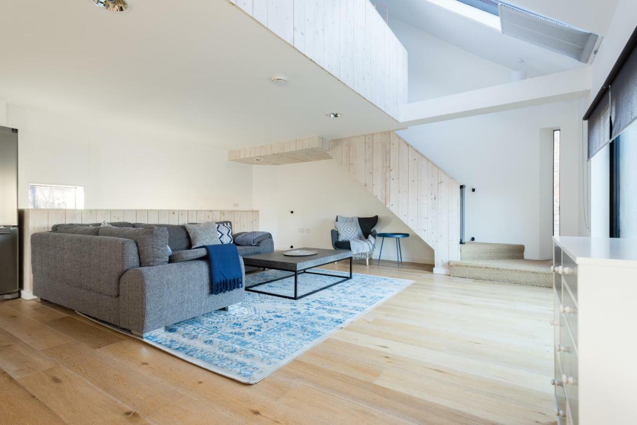 The Cliffside Loft - Distinctly Modern 3 Bdr Riverside Home Bath Buitenkant foto