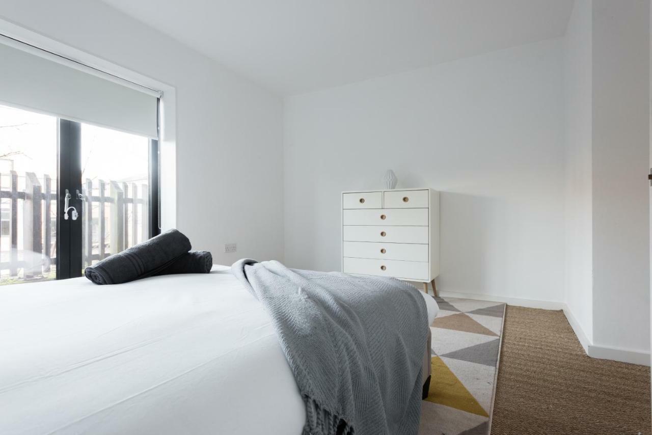 The Cliffside Loft - Distinctly Modern 3 Bdr Riverside Home Bath Buitenkant foto