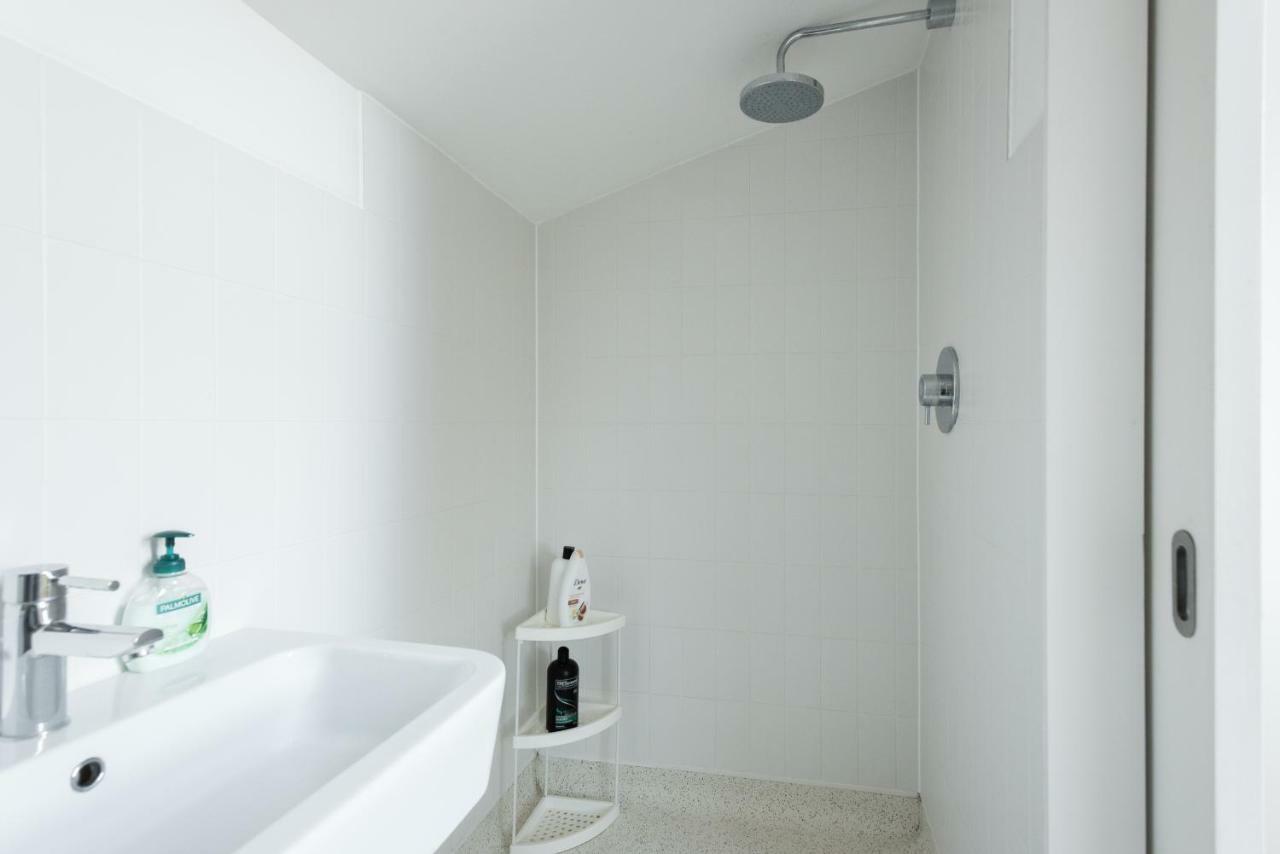 The Cliffside Loft - Distinctly Modern 3 Bdr Riverside Home Bath Buitenkant foto