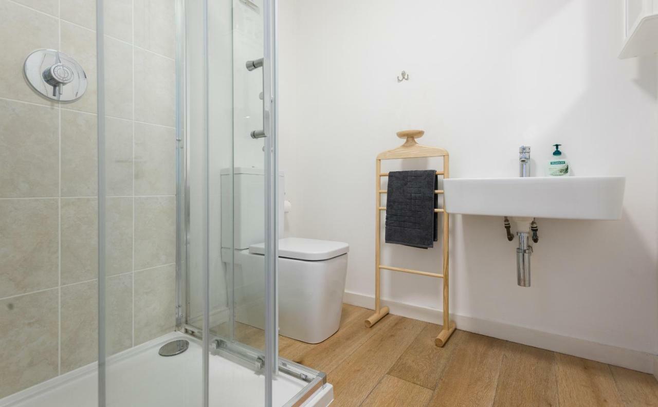 The Cliffside Loft - Distinctly Modern 3 Bdr Riverside Home Bath Buitenkant foto